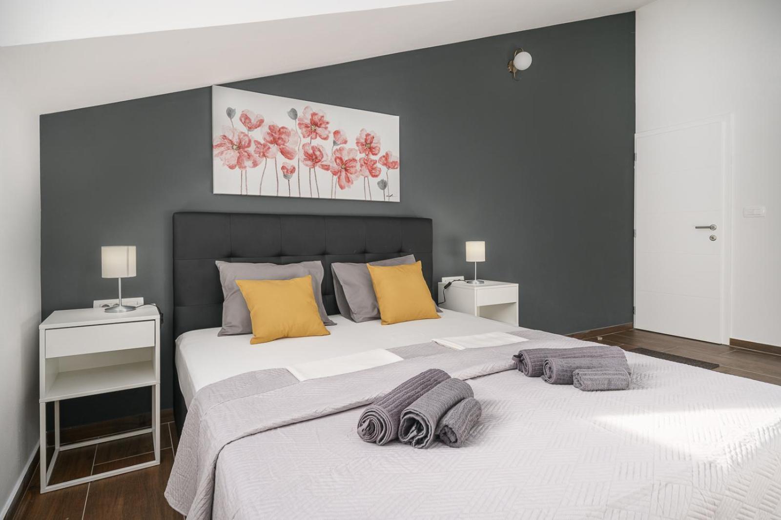 Villa Diamond โตรกีร์ ภายนอก รูปภาพ